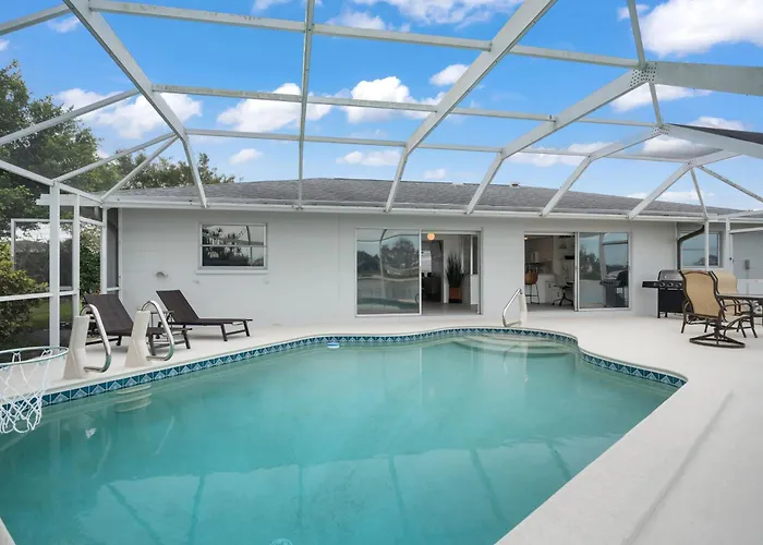Venice Lakefront Pool Home